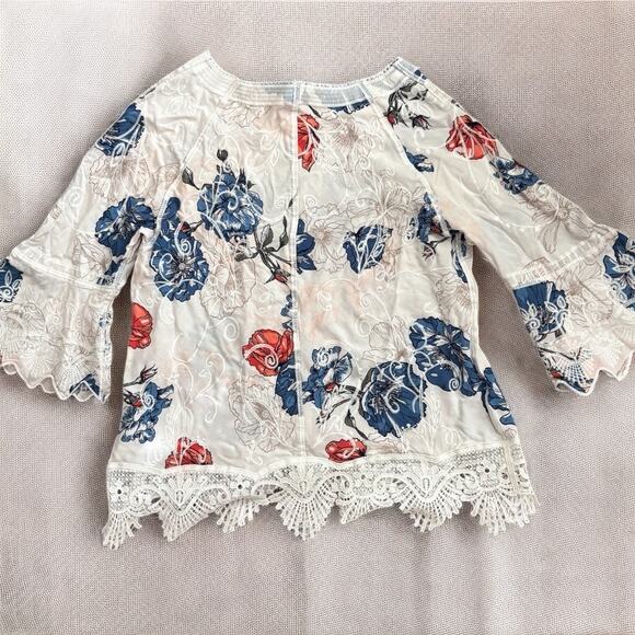 Chico's Embroidered Floral White Knit Lace Top Size 1 US - Picture 2 of 8